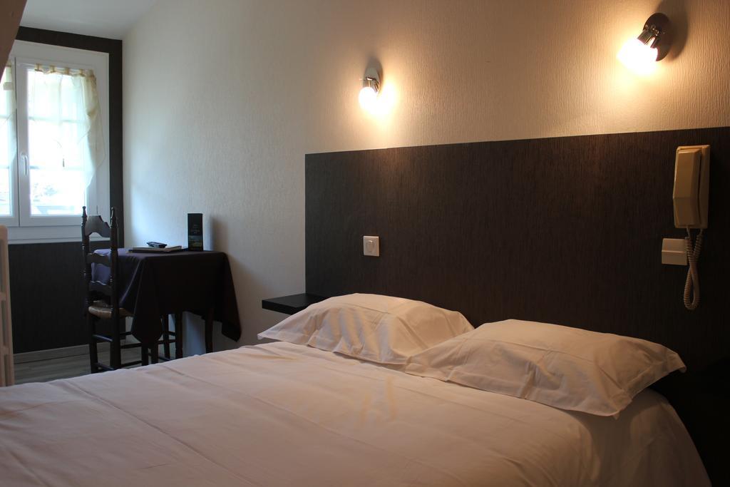 ארגלס-גזוסט Logis Hotel Les Cimes חדר תמונה