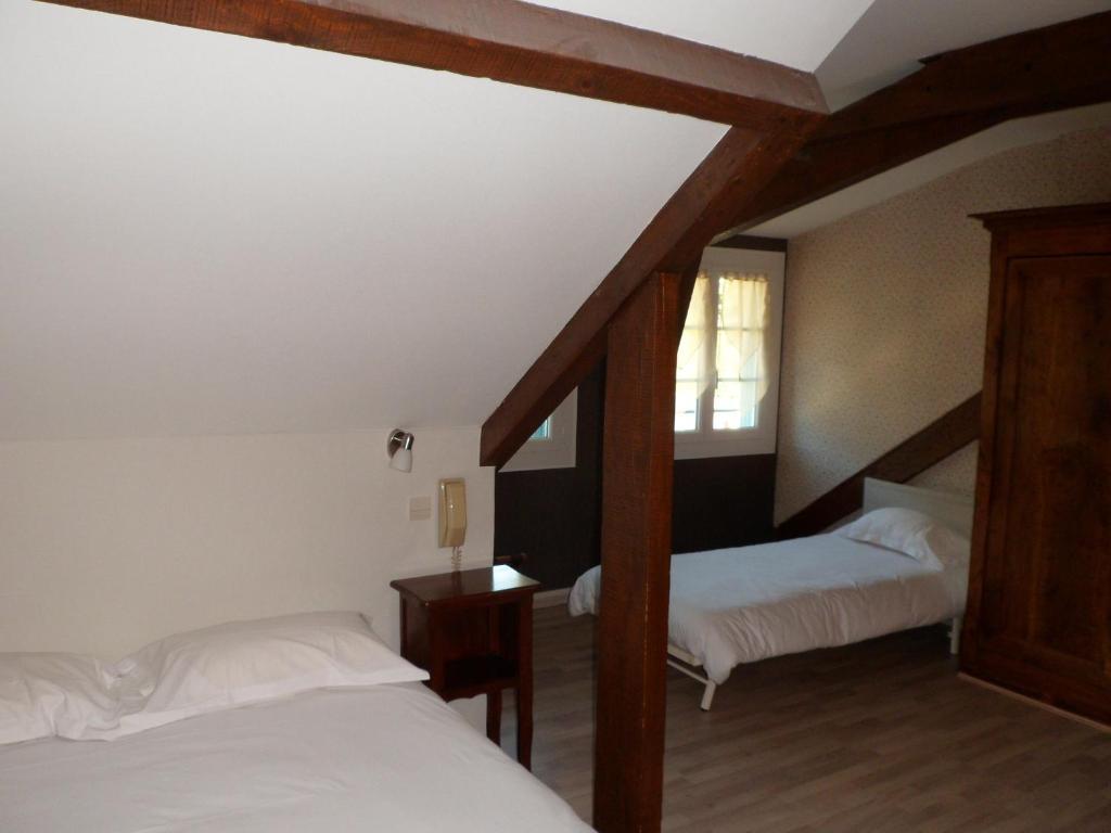 ארגלס-גזוסט Logis Hotel Les Cimes חדר תמונה
